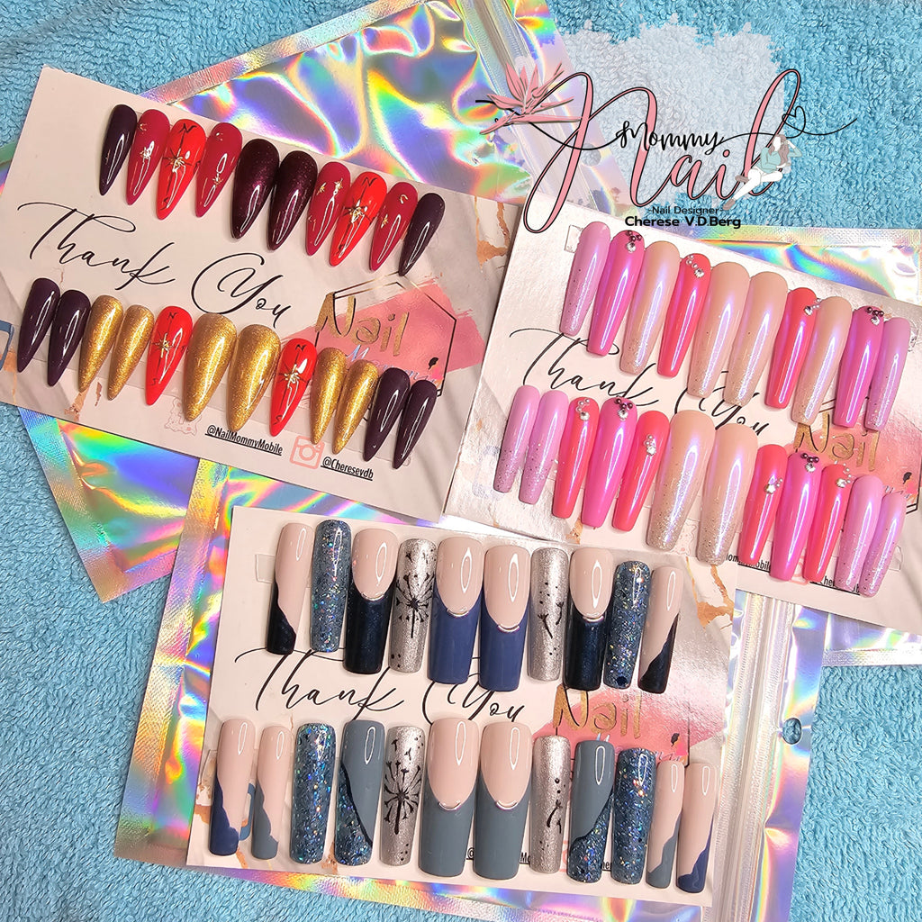 Red Direction Press On Nails  image 1