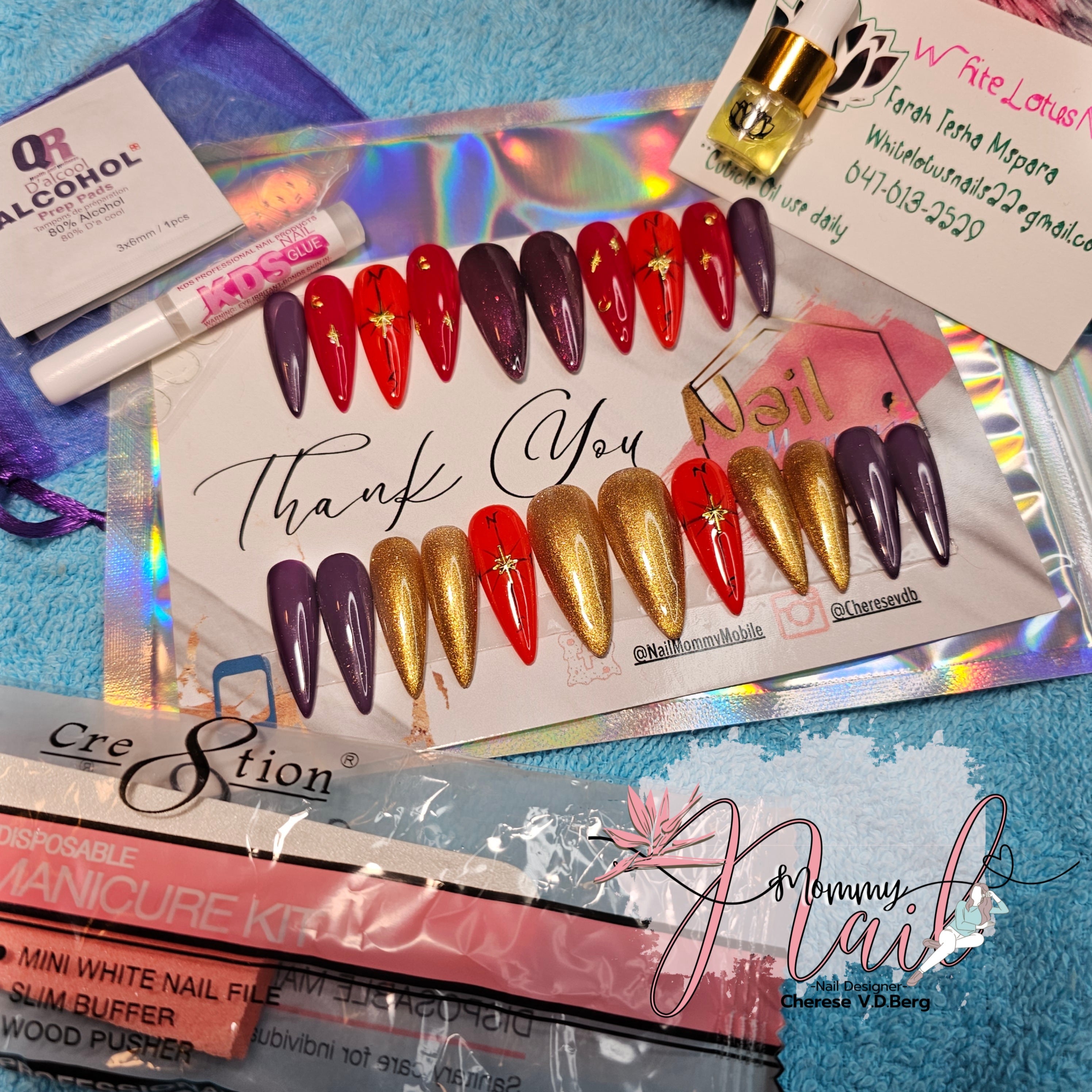 Red Direction Press On Nails  image 0